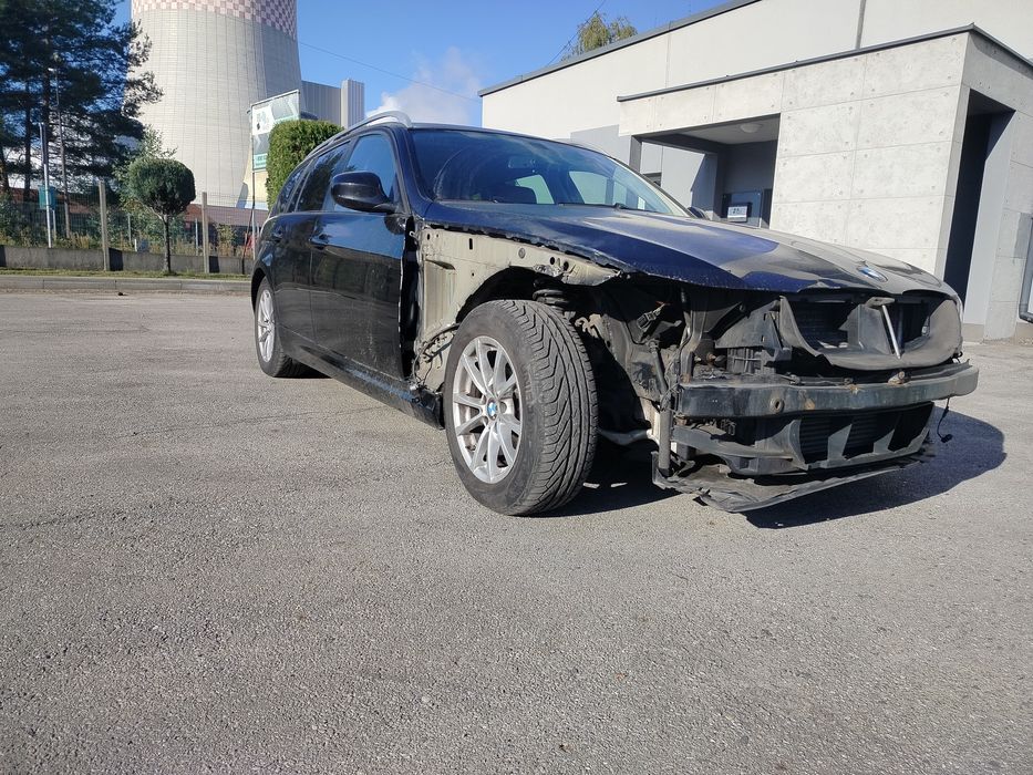BMW e91 320d automat skory lift