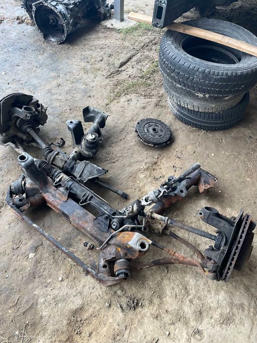 балка/подрамник перед/зад BMW X3 E83 (2003-2010)