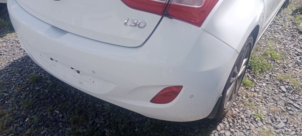 Tylny Zderzak Hyundai I30 II lift HB parktronik Nr.lak PYW