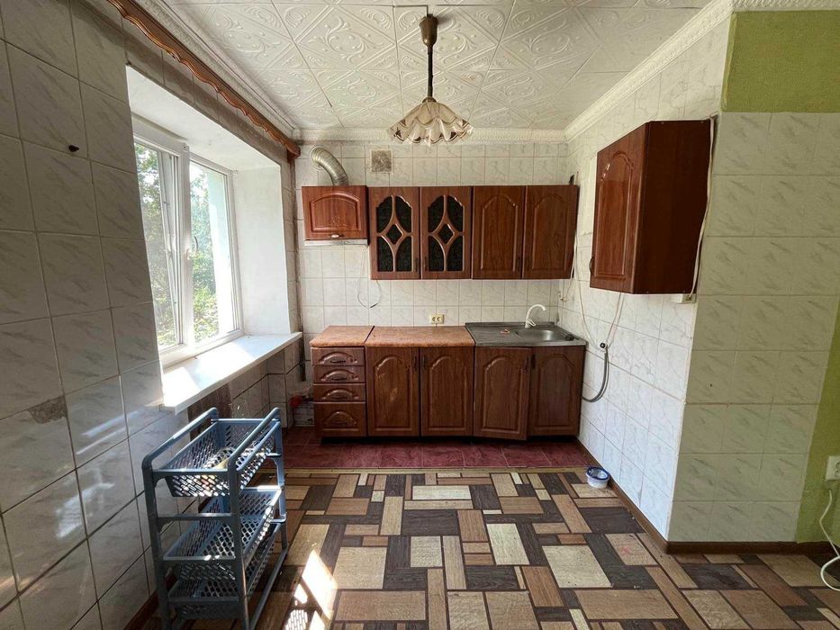 Продам 1к квартиру в центрі Летичева