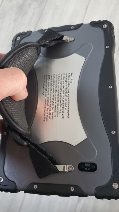 Планшет 7 дюйм. З підтримкою Сім.