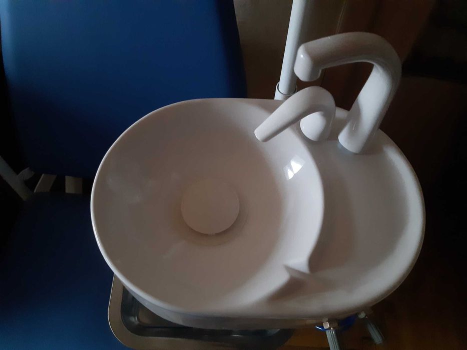 Портативне стоматологічне крісло розкладне мобільне Folding Chair 109А