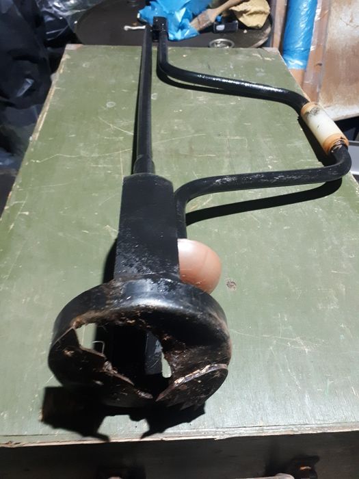 Бур, ледоруб для зимней рыбалки