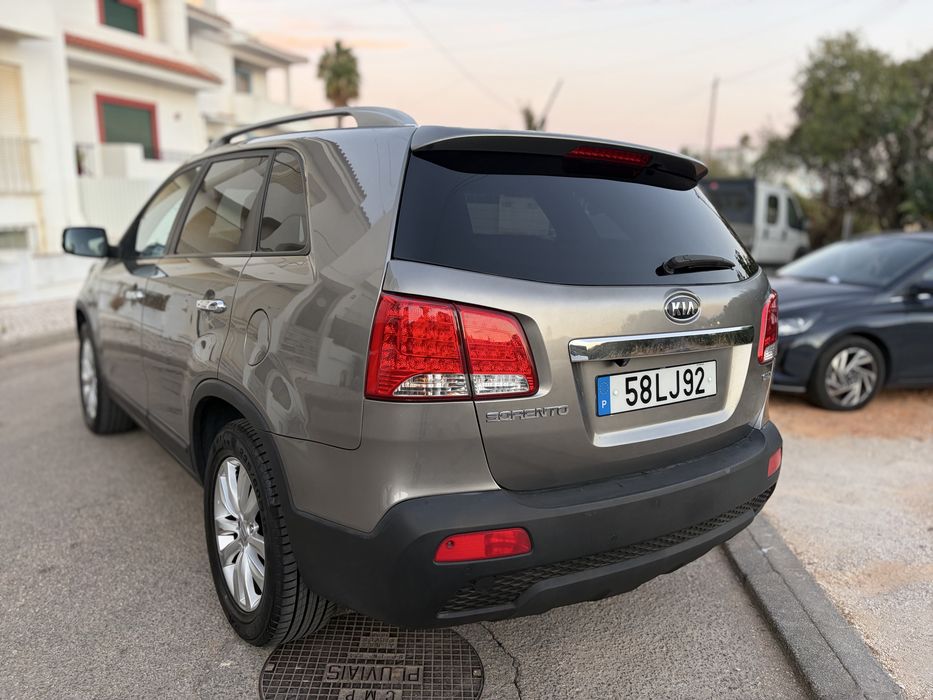 Kia Sorento 2.0CRDI 150cv 7 lugares 2011 Oportunidade de negócio Naciokal