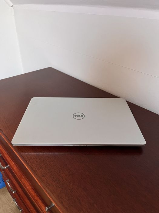 Laptop Dell Inspiron 13