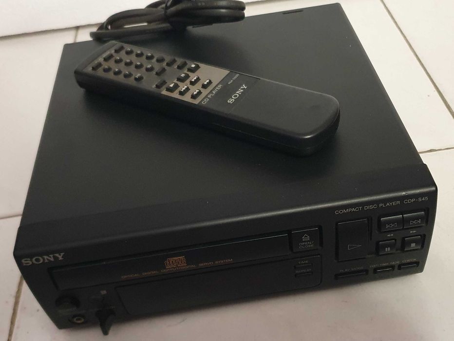 Sony Compact Disk Player CDP-S45 (MINI) - Portátil - vintage