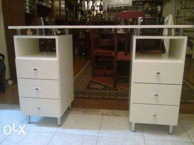 Mesa de manicura / Estética / Cabeleireiro / Unhas de gel / Manicure