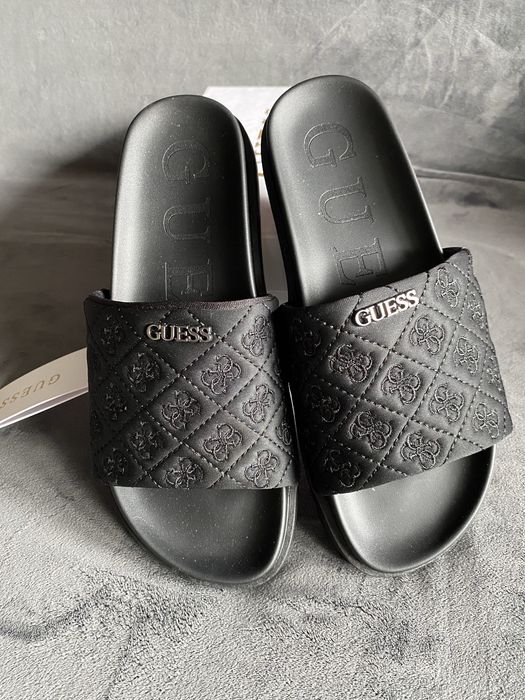 GUESS klapki codzienne