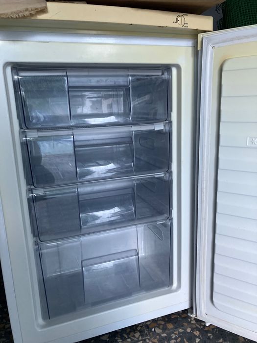 Arca frigorífica pequena