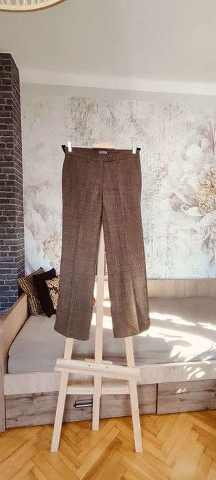 Eleganckie spodnie w kant pepitka brąz Montego M