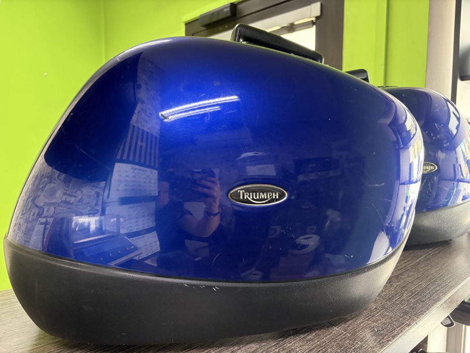 2 kufry motorowe  Boczne Triumph