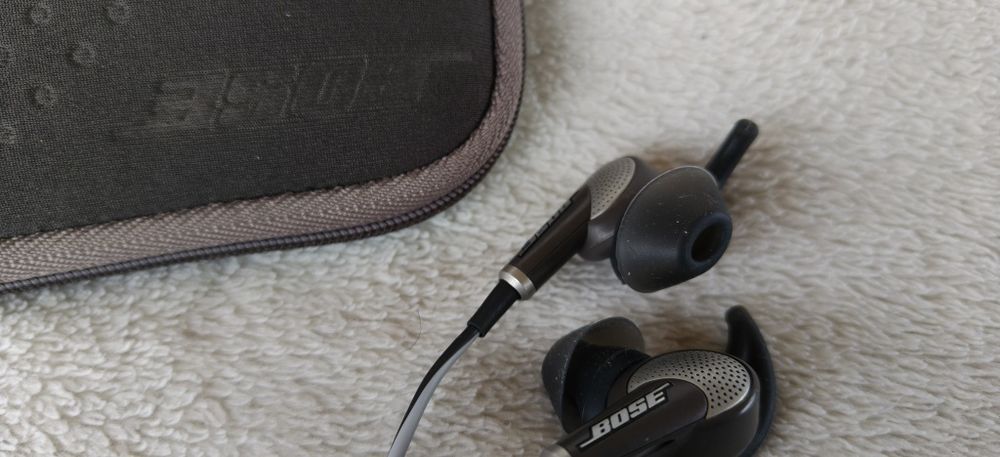 Słuchawki Bose Quietcomfort 20i