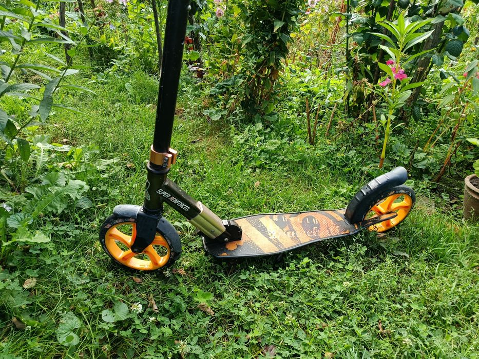 Продам самокат, розкладний.