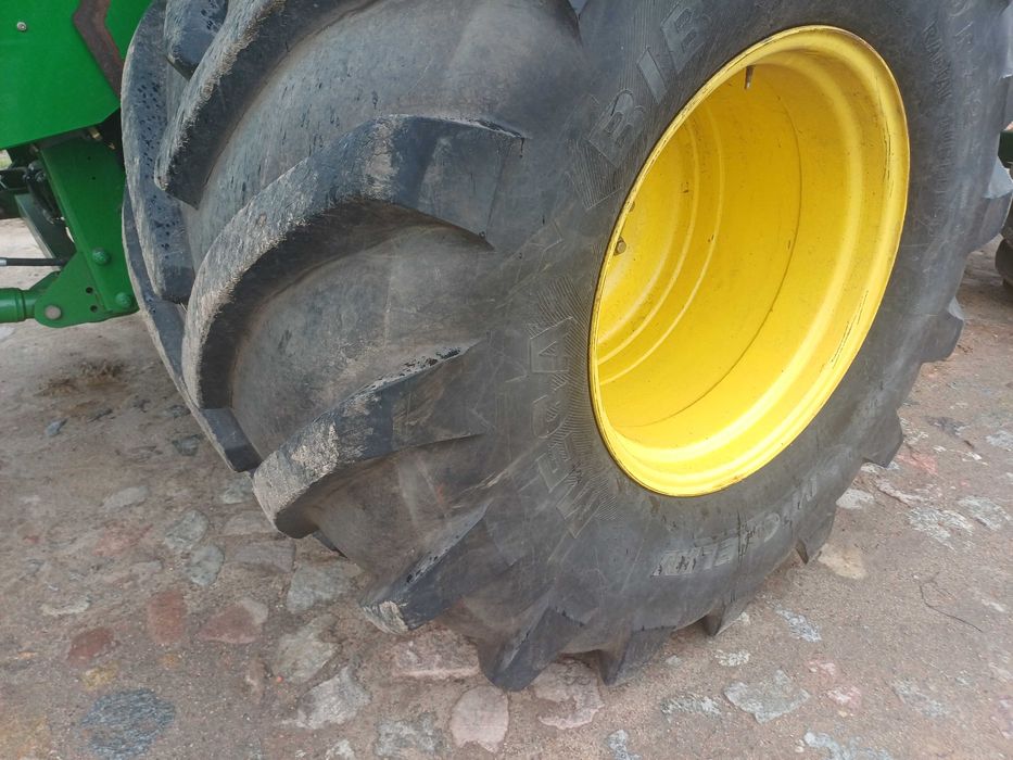 Opony Michelin 1050 50R32 2 SZT