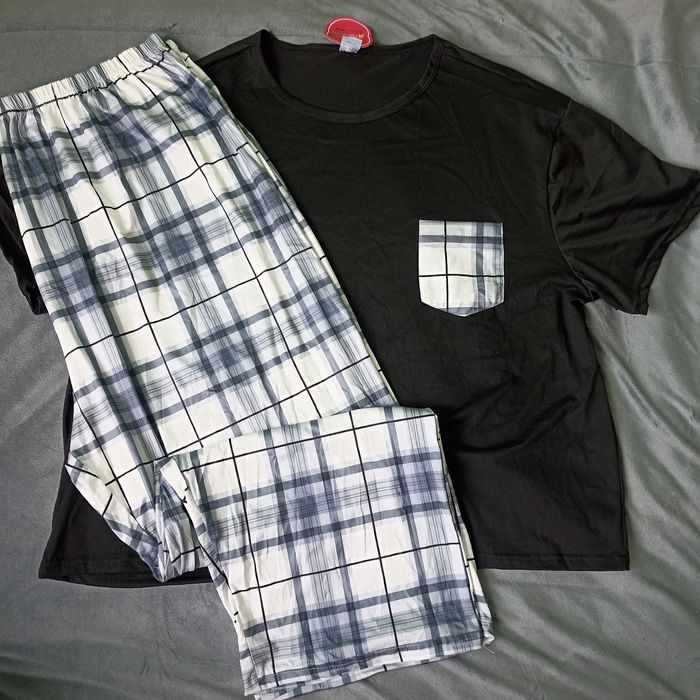 Жіноча піжама великого розміру