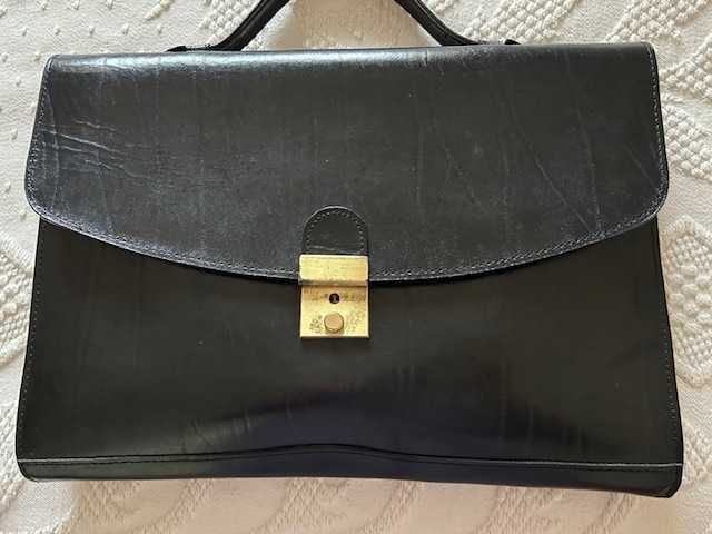 Mala Preta Em Pele Para Portátil/Tablet/Notebook 14" - NOVA