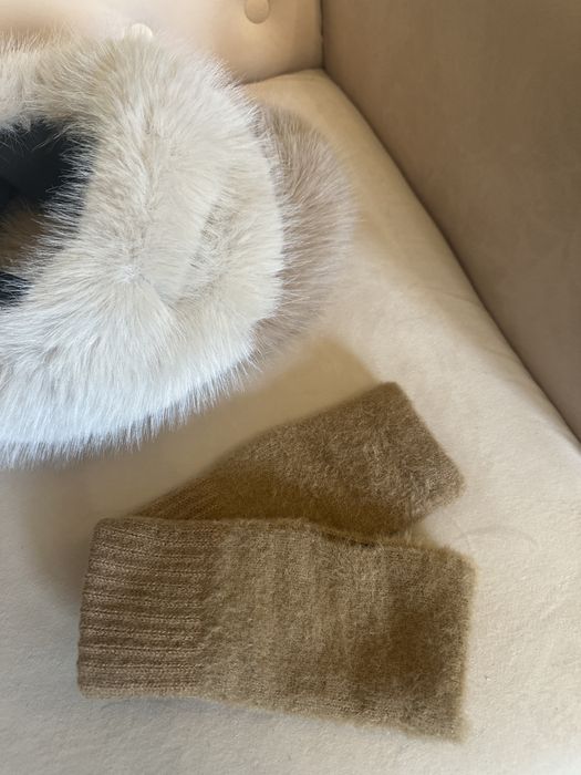 Продам пухнасту хутряну повʼязку на голову