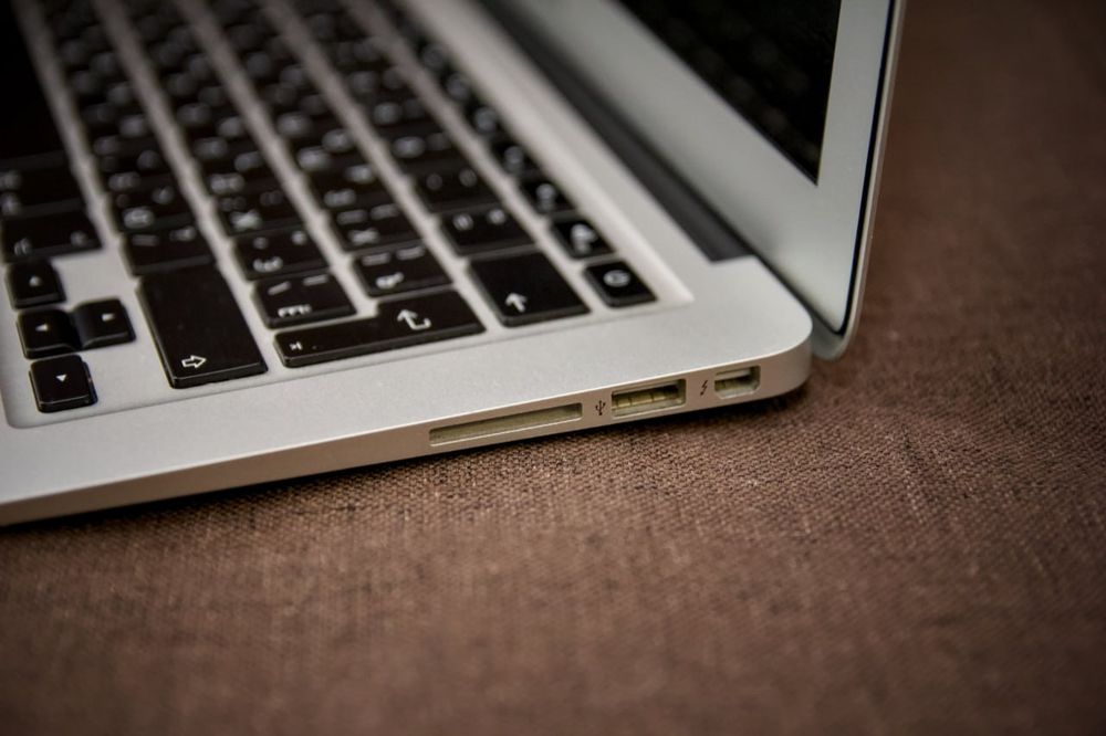 Apple MacBook air 2012