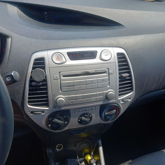 Hyundai i20 Diesel 5 Lugares = 85€ Mês