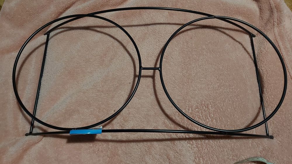 Подставка для мисок