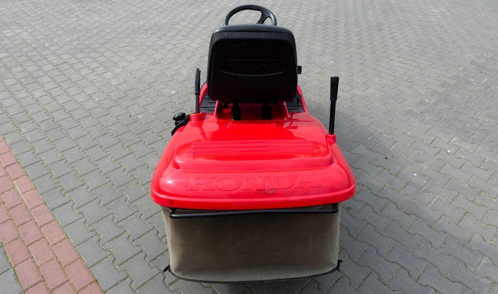 Traktorek kosiarka HONDA 2315 2 Cylindry (180502.6) - Baras