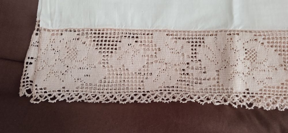 Toalhas em linho com renda creme