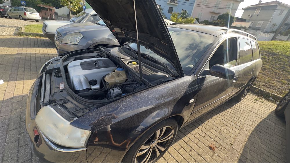 Vendo esse Audi a6 2.5 TDI completo