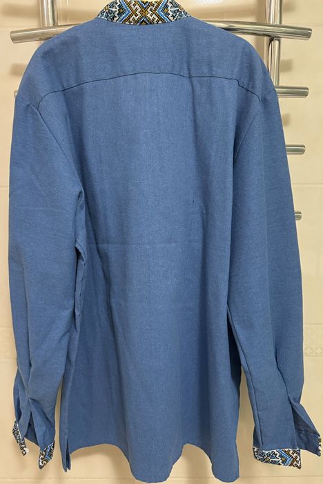 Вишиванка чоловіча ручна робота розмір l