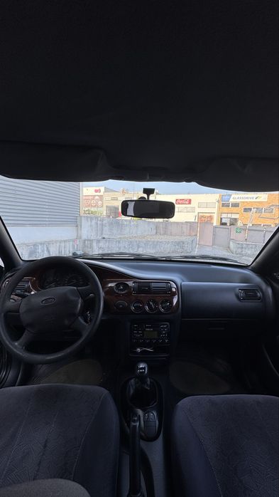 Ford Escort 1.9 TD (Único Dono)
