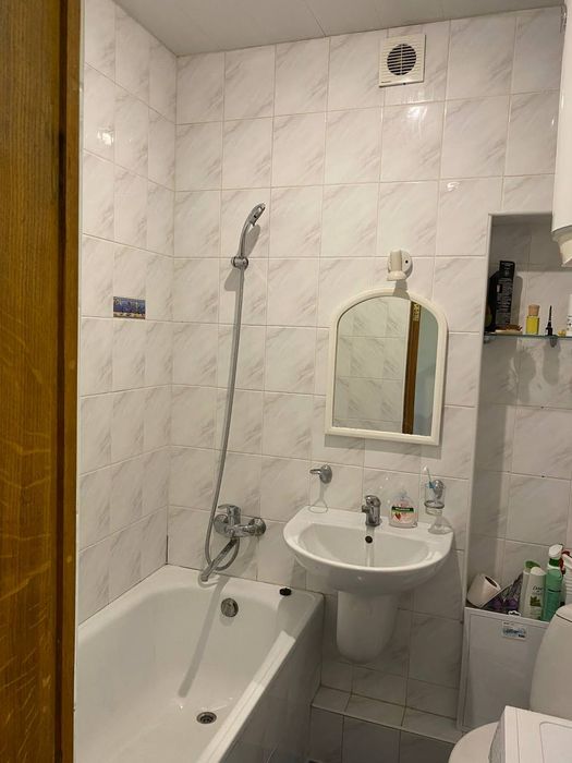 Продаж квартири на Черемушках ген.Петрова