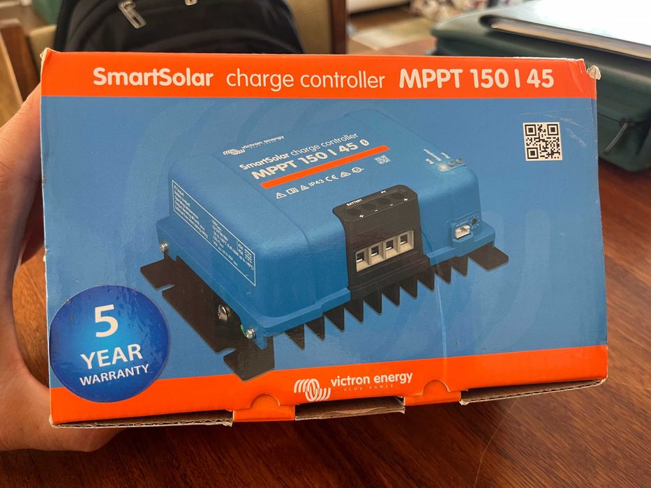 Regulador de Carga Solar Victron SmartSolar MPPT 150/45 — Impecável