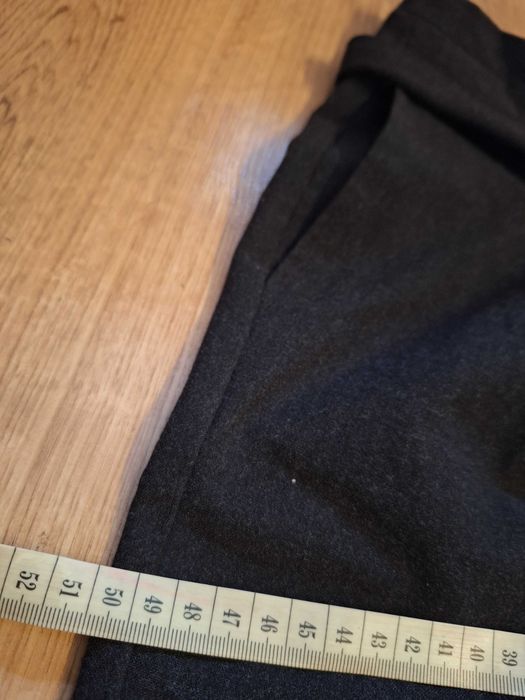 ONLY Spodnie z falbaną w pasie roz 36/38