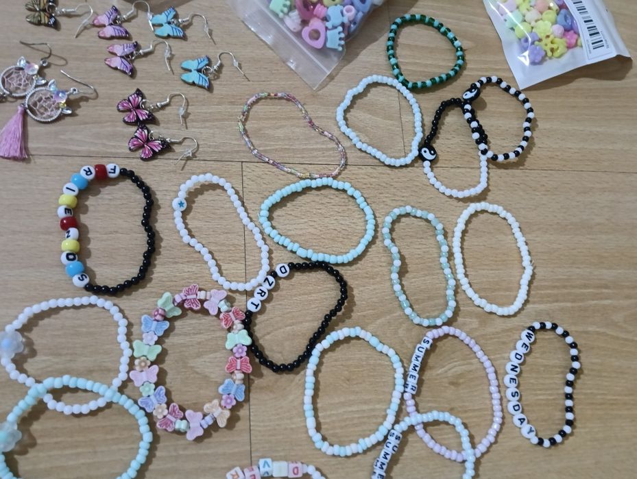 Missangas e bijuteria