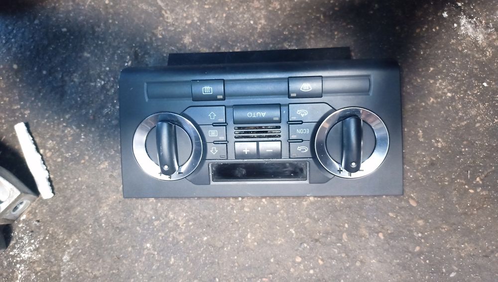 Panel klimatyzacji Klimatronic Audi A3 8P lift -08 oryginal gwarancja