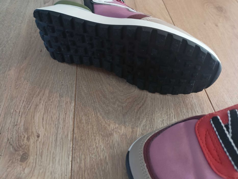 Adidasy 38 wyższa podeszwa
