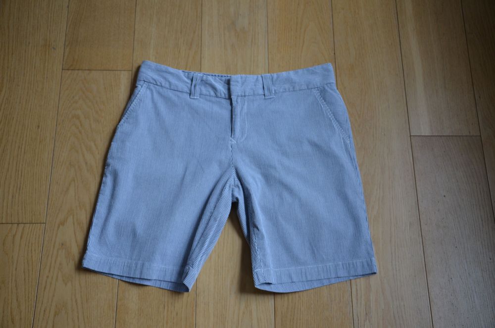 Tommy Hilfiger spodenki prążki r. 38