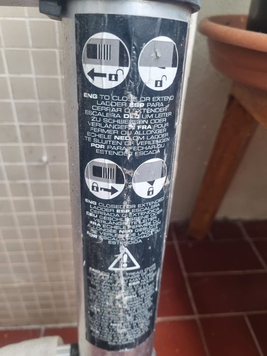 Escada werku excelente