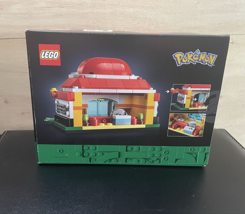 Pokémon Center Lego