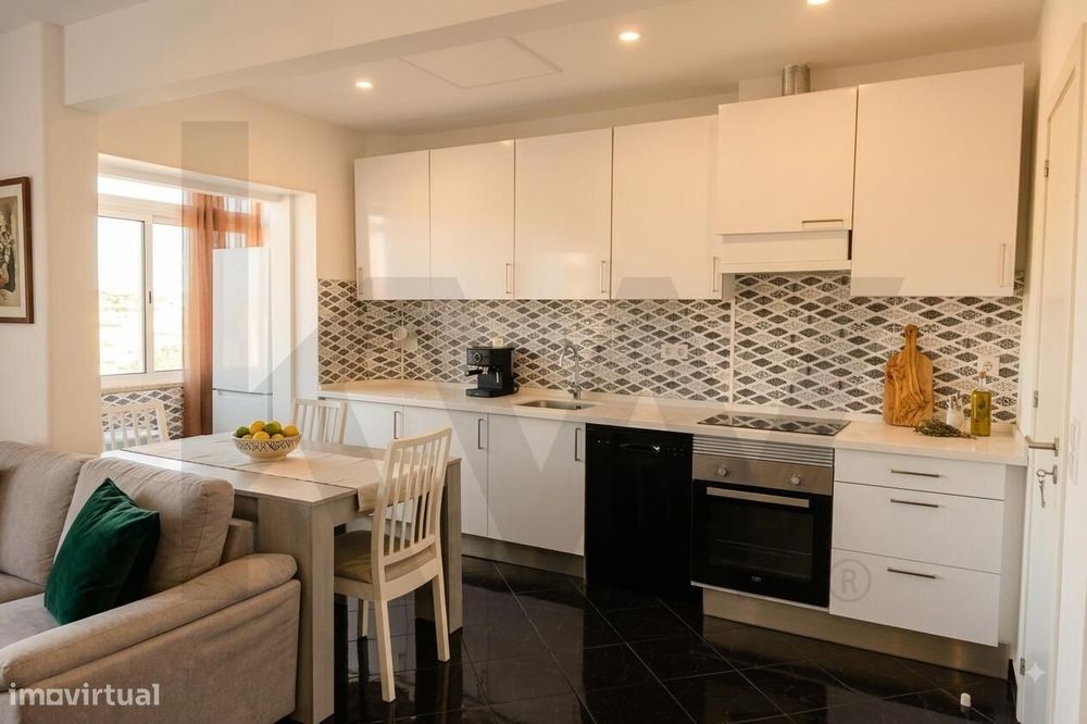 T2 em Queluz | 280.000€ com Varanda e Lavandaria