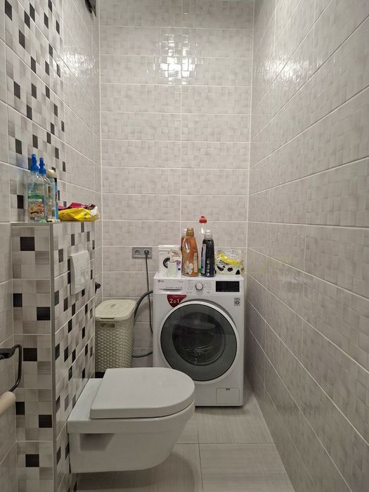 2-кімнатна квартира з новим ремонтом у Новобудові — р-н Водоканал