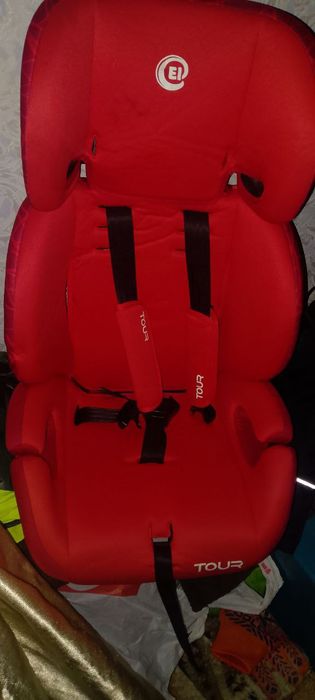 Дитяче автокрісло