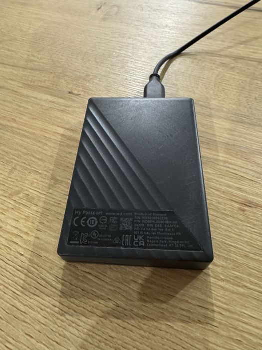 Зовнішній жорсткий диск 2.5" 5TB WD