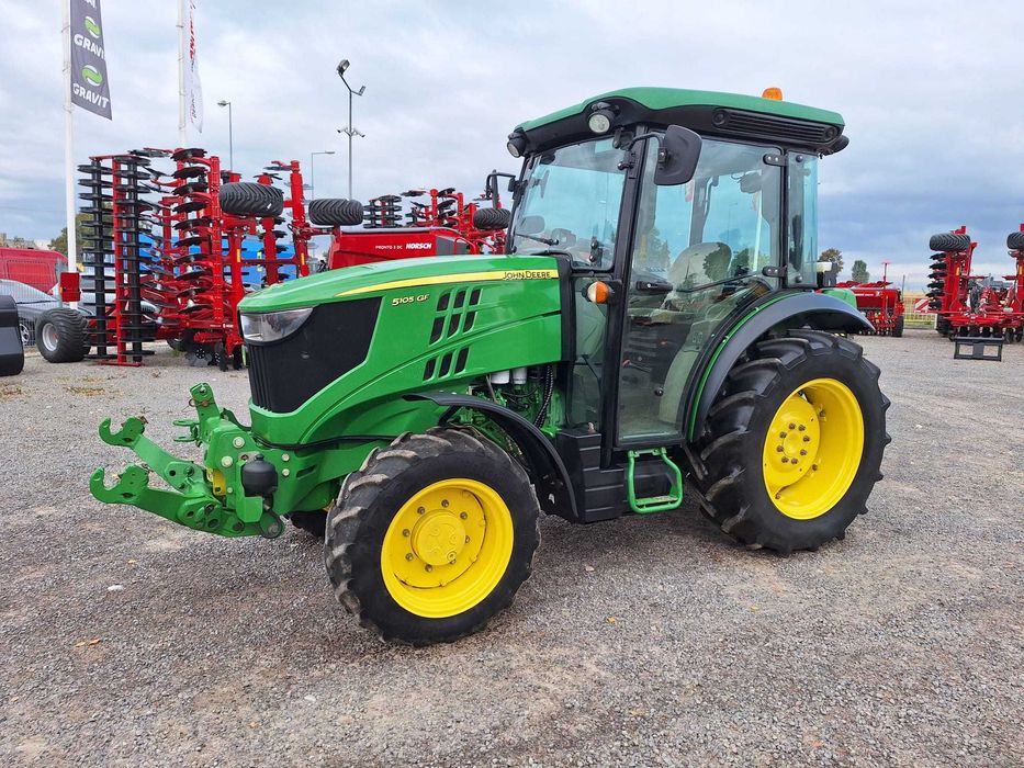 Wynajem, wypożyczenie ciągników sadowniczych JOHN DEERE 80-105 KM!!!