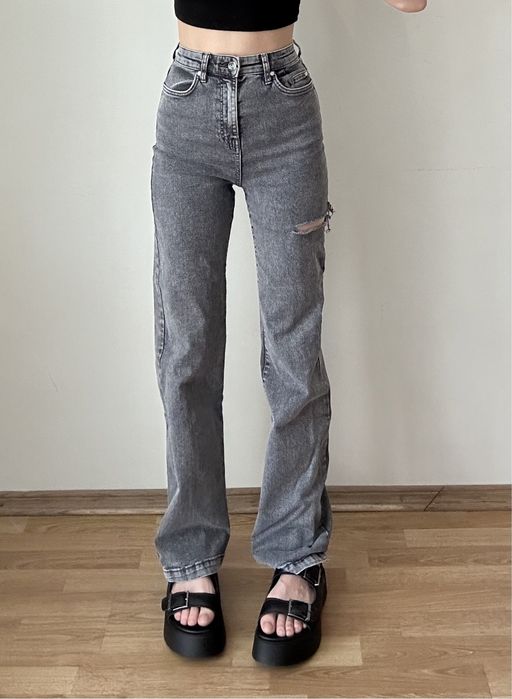 Джинси bershka сірі