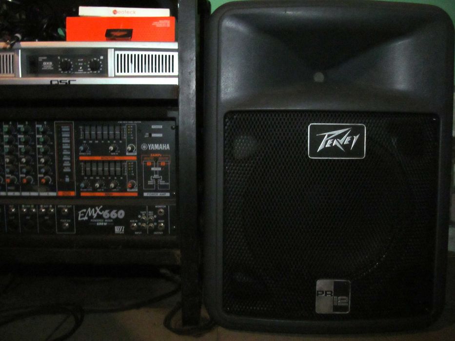 Продам динамики Peavey 12″(Пару).