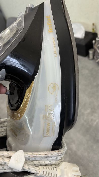 Праска Tefal. 600грн