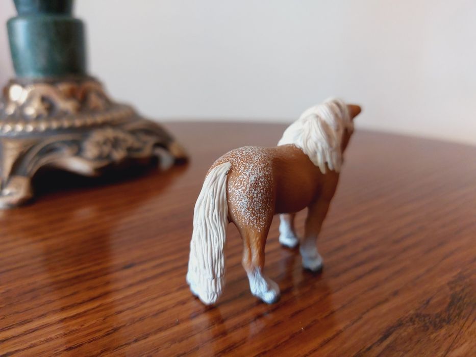 Kucyk falabella schleich