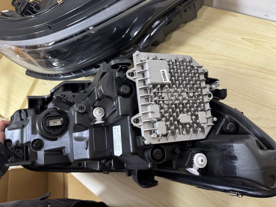 Jeep Cherokee 2018-2022 р, передні фари