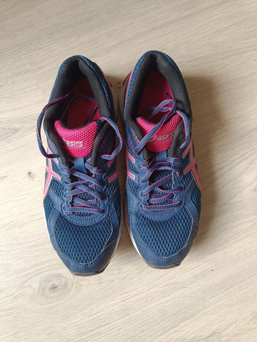 Asics buty do biegania 39