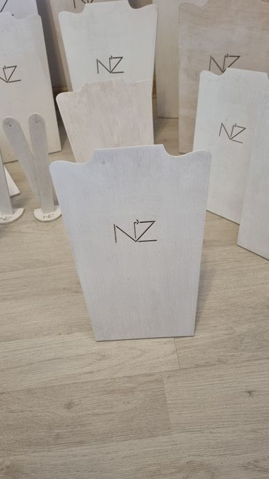 Продам підставки для прикрас
